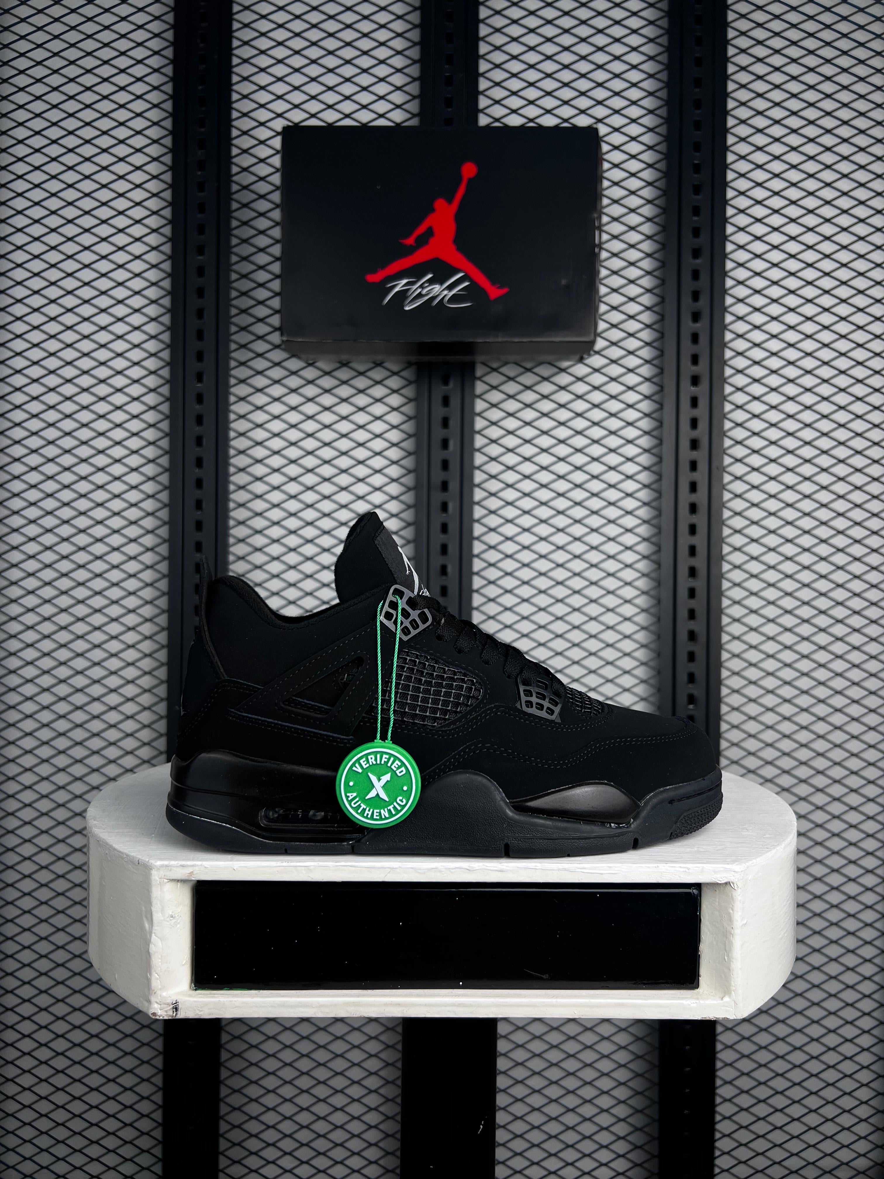 Nike Air Jordan 4 Black Cat